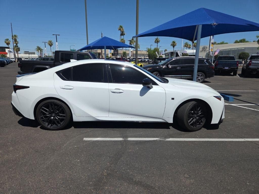 2024 LEXUS IS - photo 2