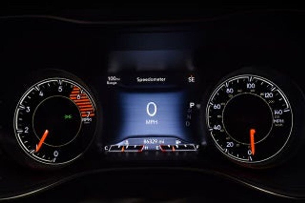 2019 JEEP Cherokee - photo 25