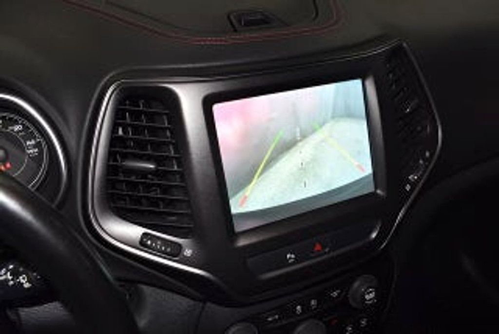 2019 JEEP Cherokee - photo 14