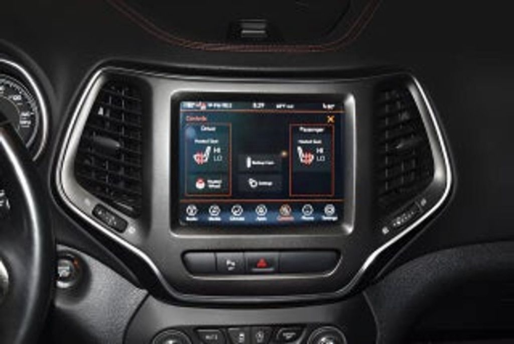 2019 JEEP Cherokee - photo 17