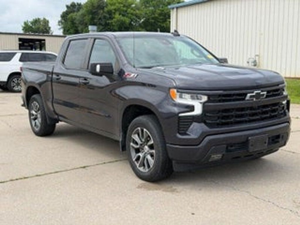 2022 Chevrolet Silverado RST