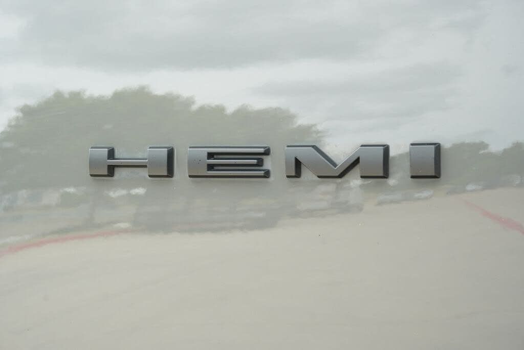 2025 DODGE Durango - photo 8