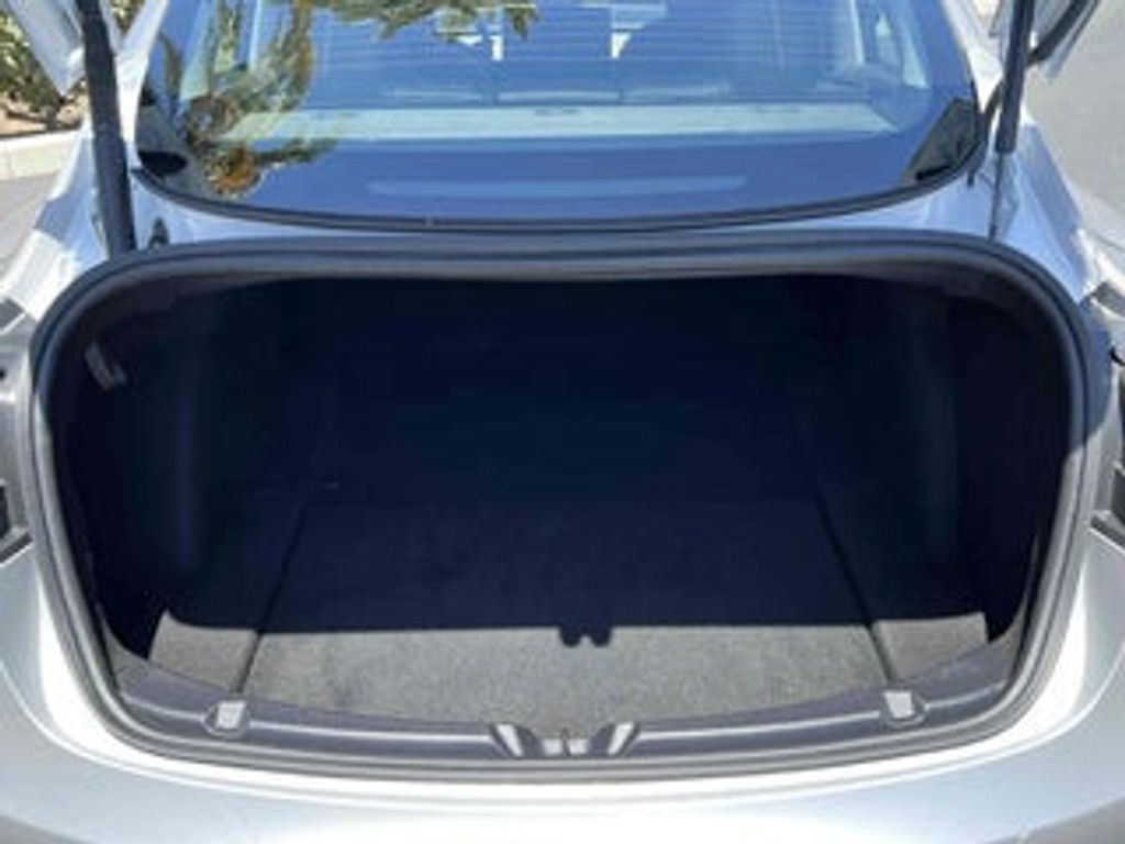2021 TESLA Model 3 - photo 8