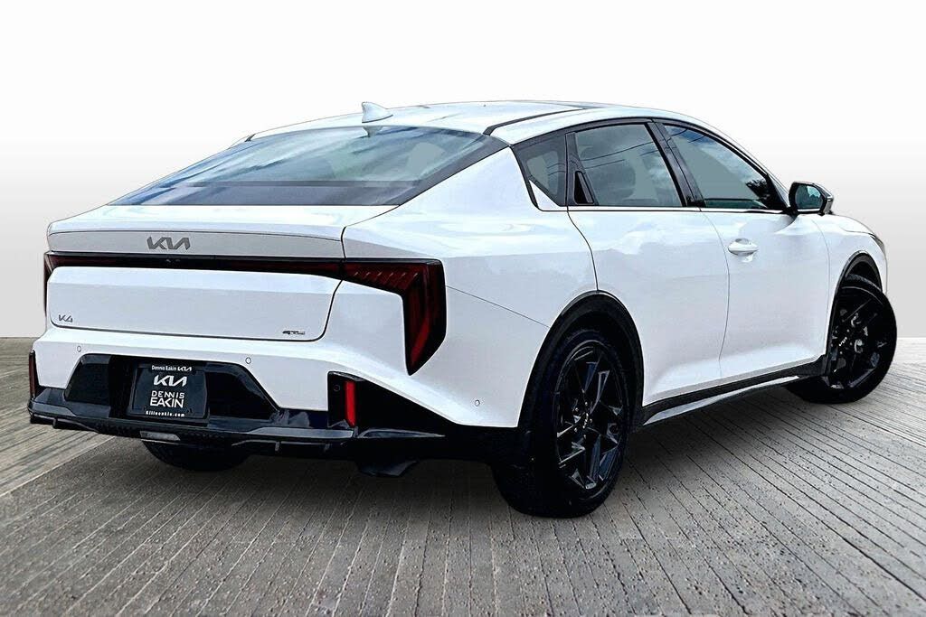 2025 KIA K4 - photo 2