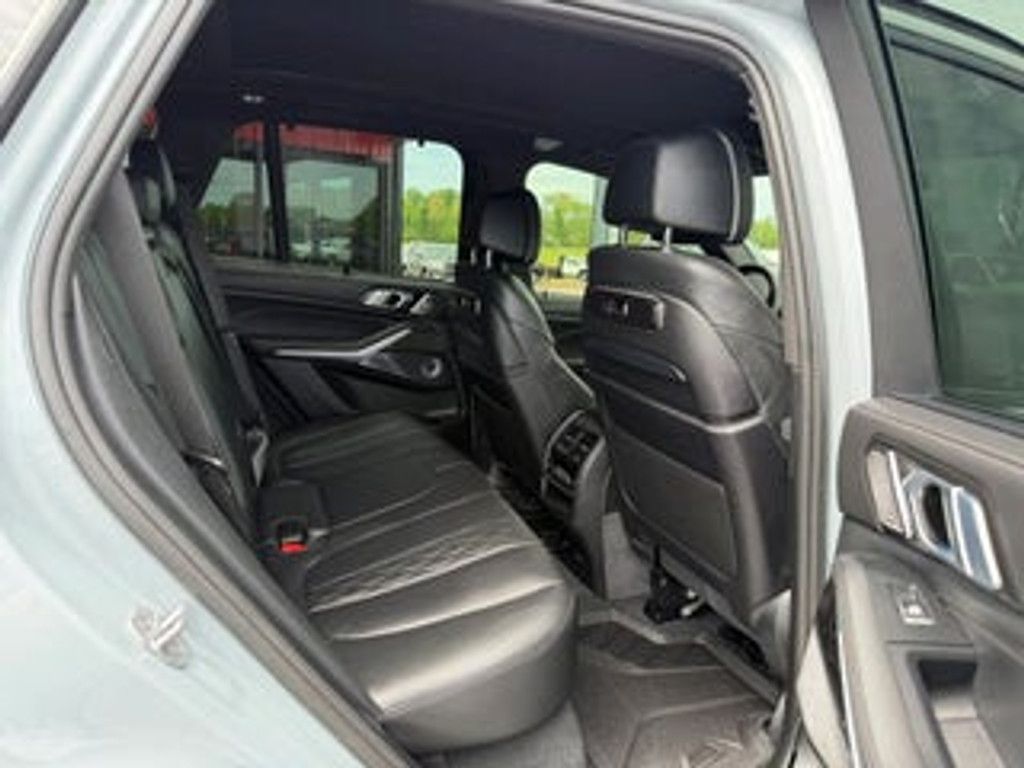 2025 BMW X5 - photo 16