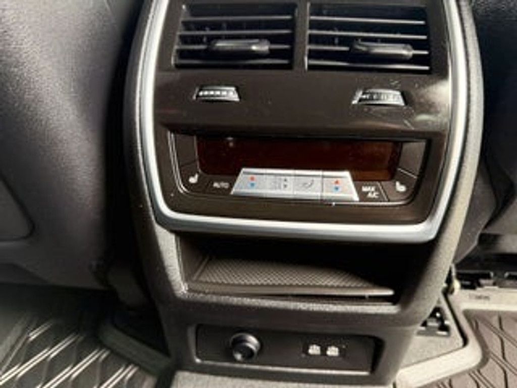 2025 BMW X5 - photo 17