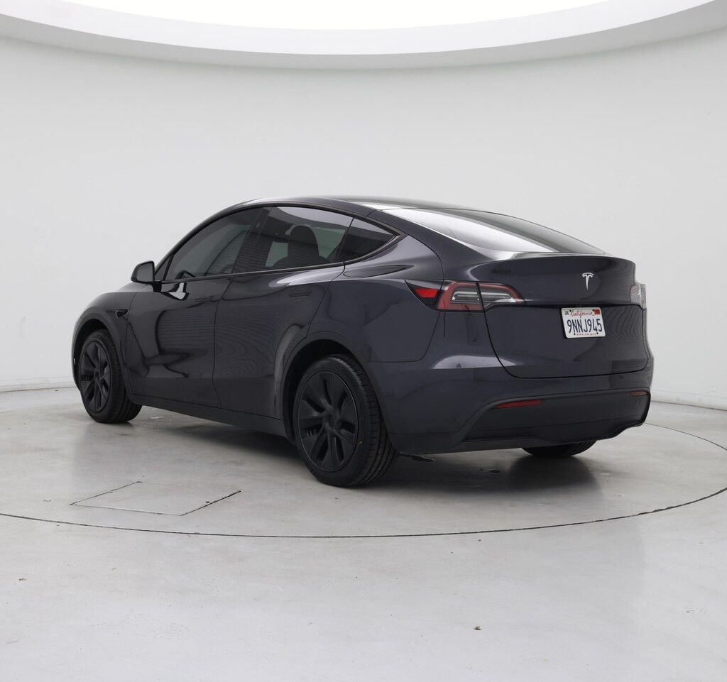 2024 TESLA Model Y - photo 2