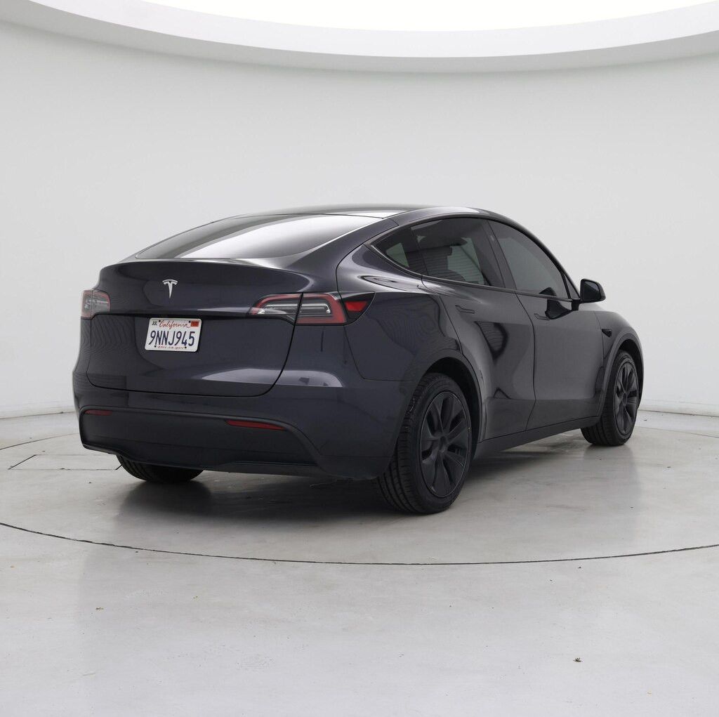 2024 TESLA Model Y - photo 8