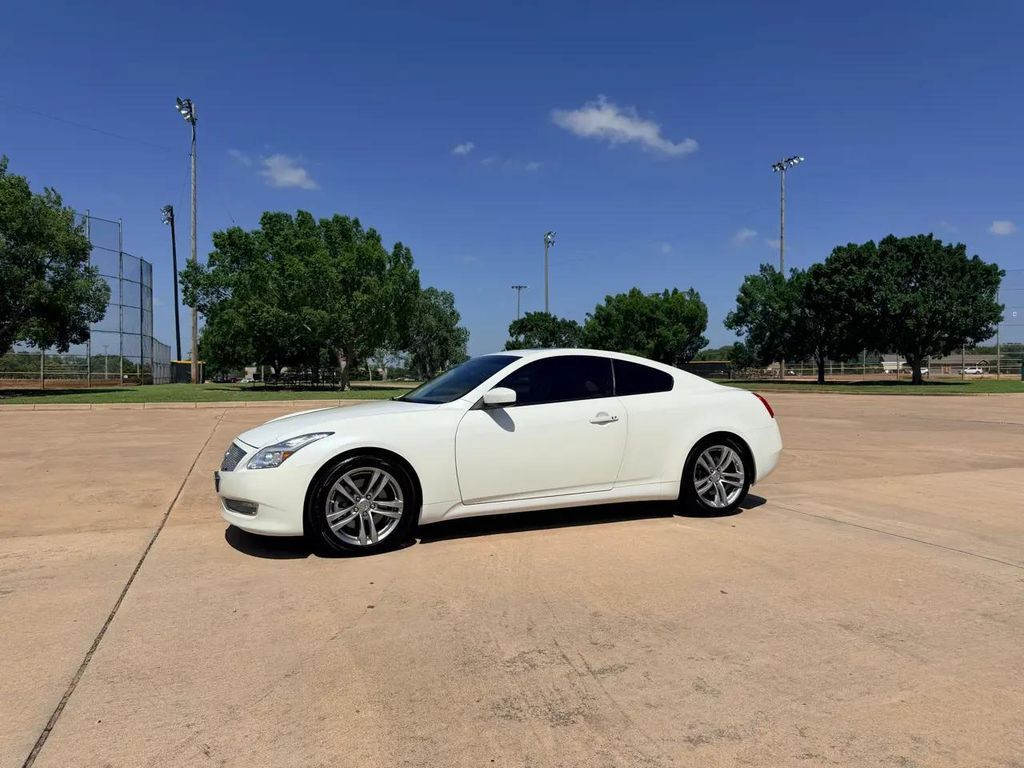 2008 INFINITI G37 - photo 2