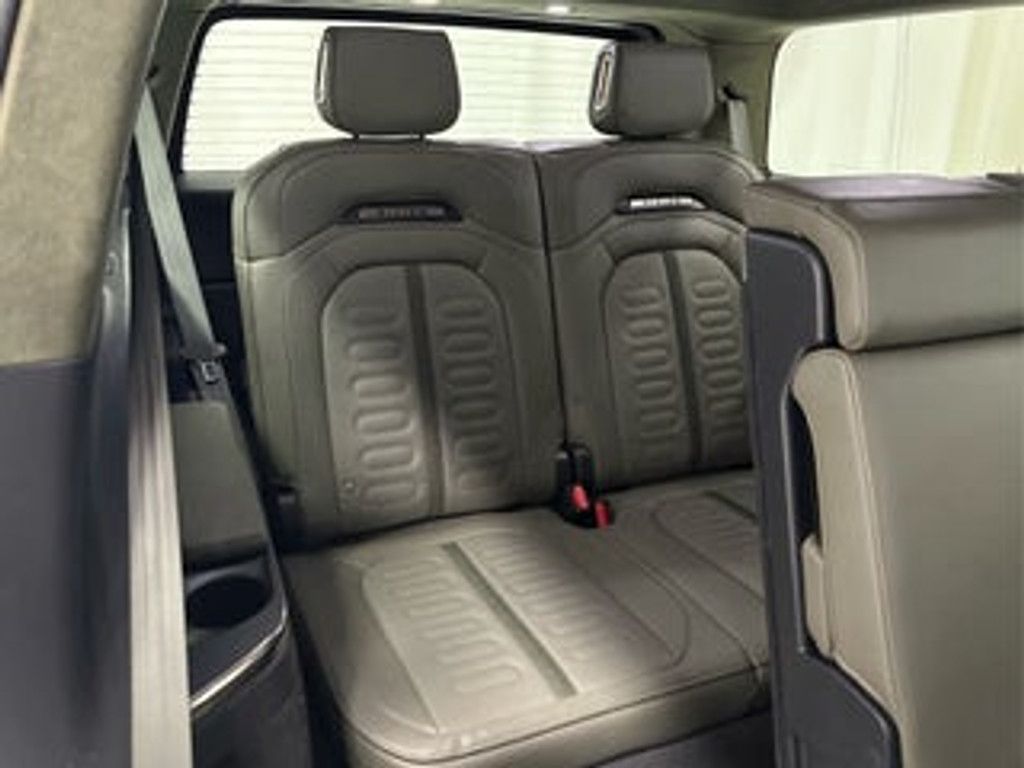 2024 RIVIAN R1S - photo 23