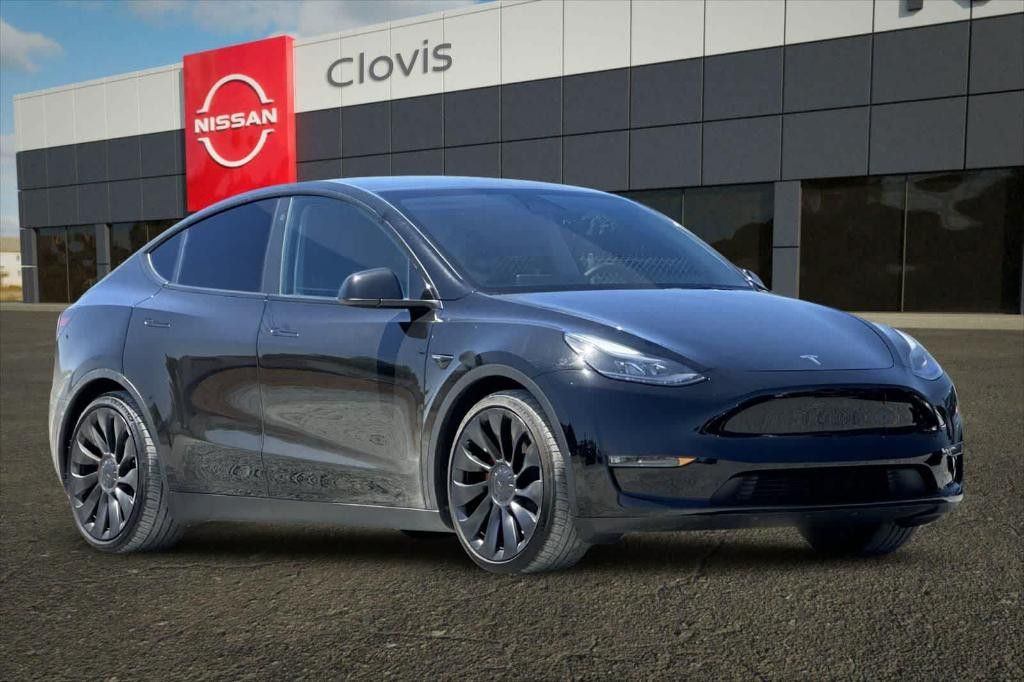 2023 TESLA Model Y - photo 10