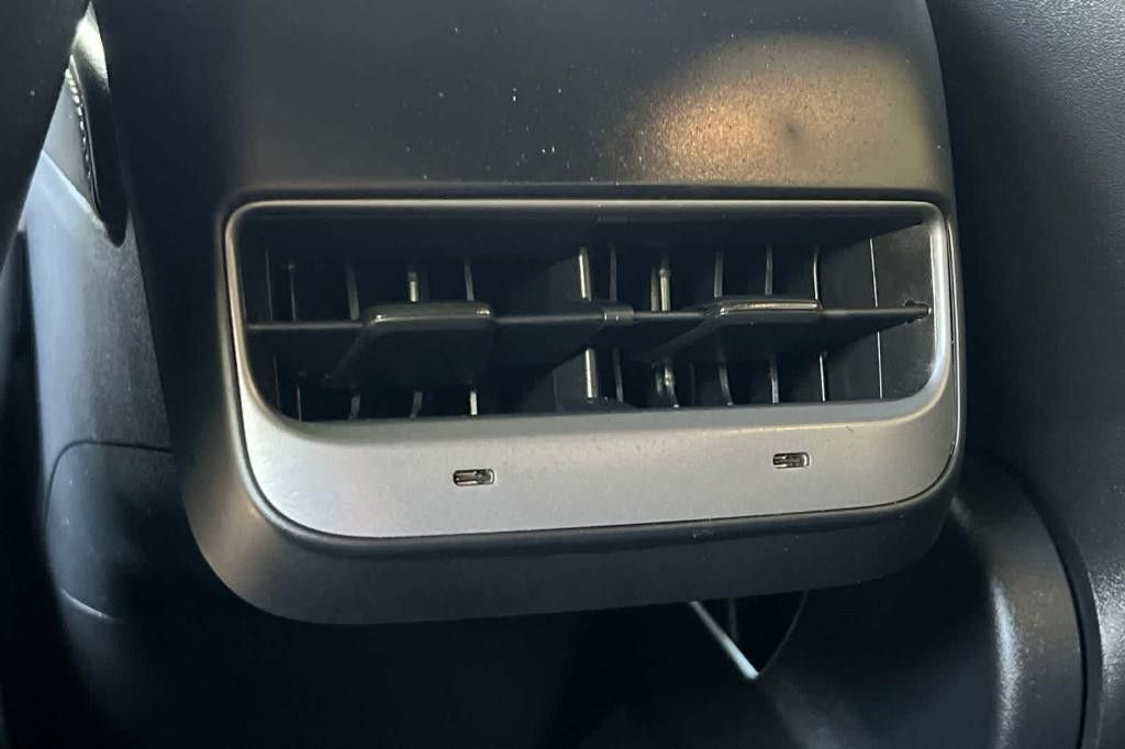 2023 TESLA Model Y - photo 15