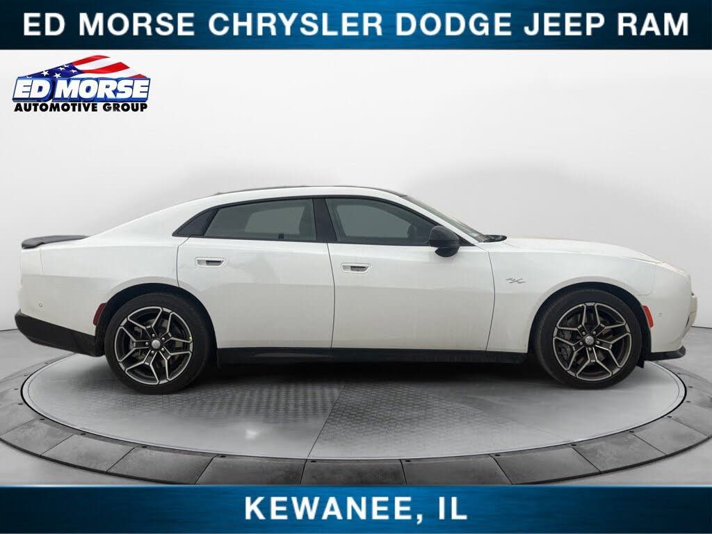 2026 DODGE Charger - photo 6