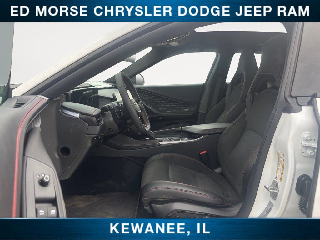 2026 DODGE Charger - photo 9