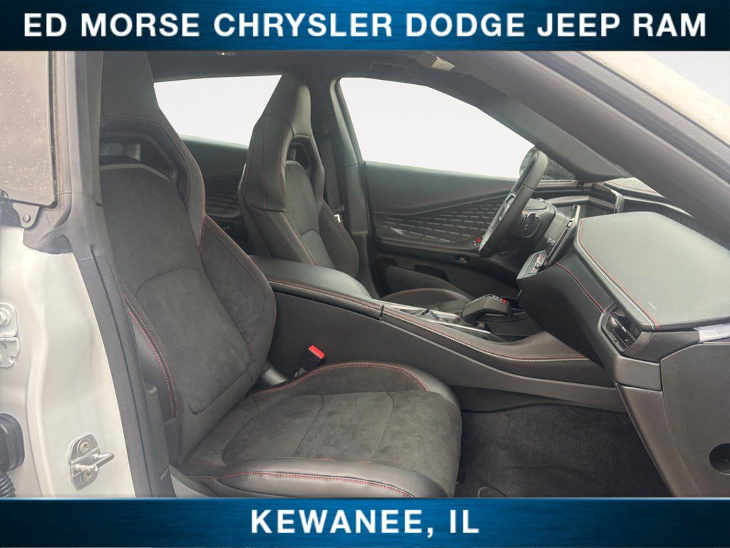 2026 DODGE Charger - photo 15