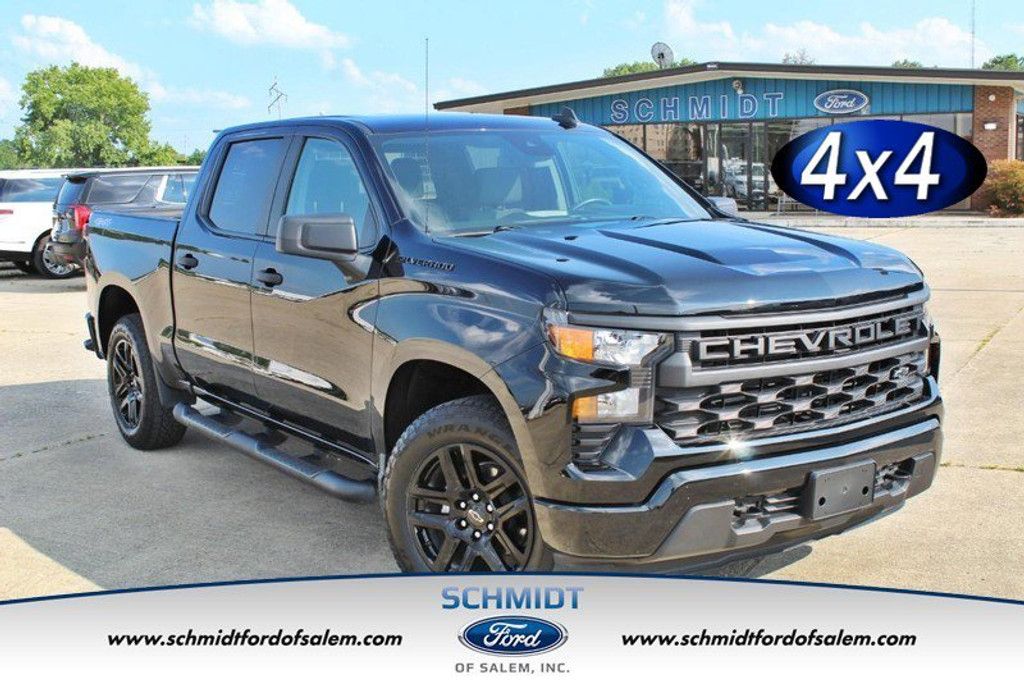 2024 Chevrolet Silverado Custom