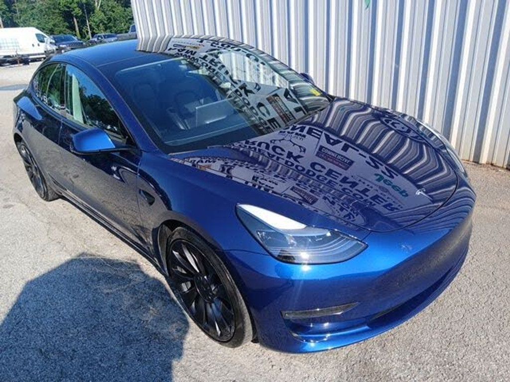 2023 TESLA Model 3 - main photo