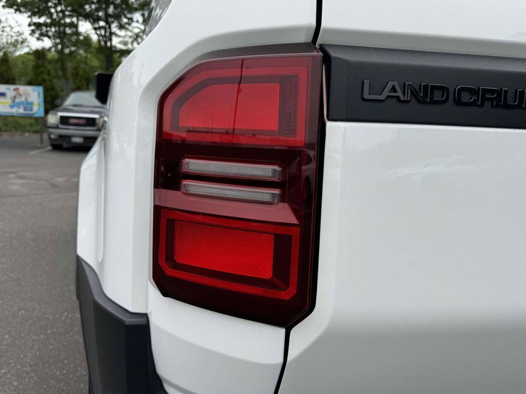 2024 TOYOTA Land Cruiser - photo 7