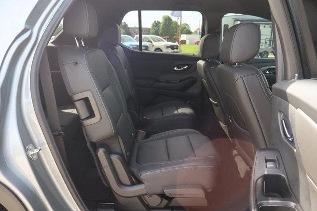 2023 CHEVROLET Traverse - photo 14