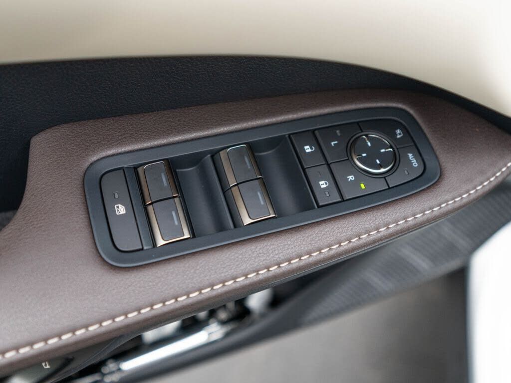 2026 LEXUS RX - photo 22