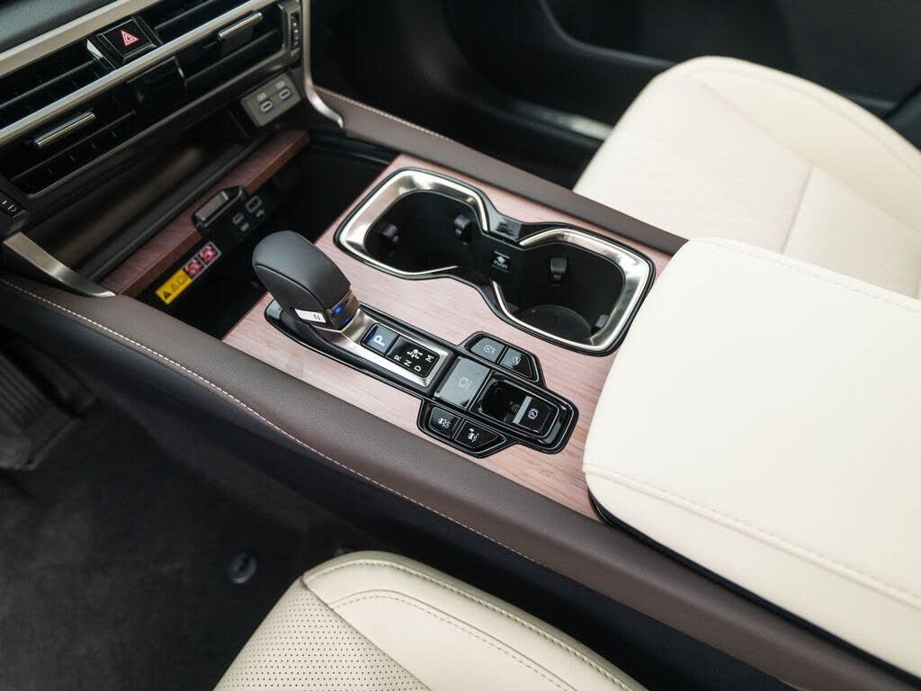 2026 LEXUS RX - photo 26