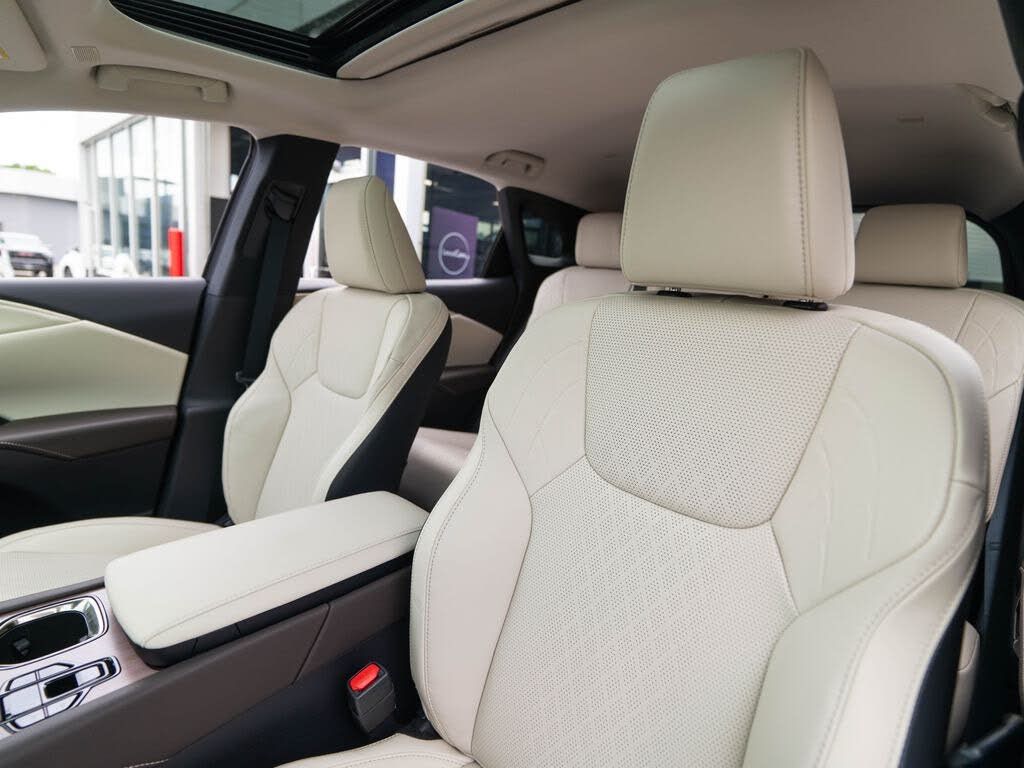 2026 LEXUS RX - photo 6