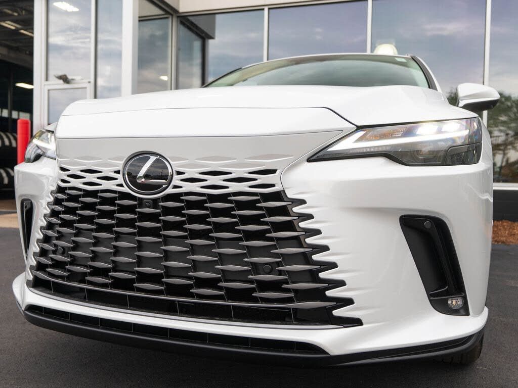 2026 LEXUS RX - photo 13