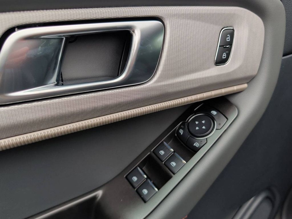 2026 FORD Explorer - photo 11