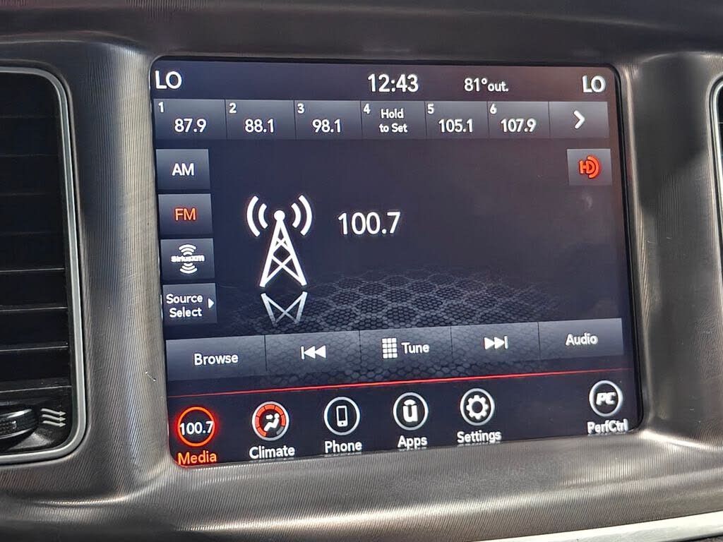 2021 DODGE Charger - photo 6