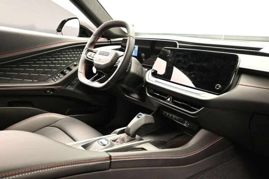 2026 DODGE Charger - photo 12