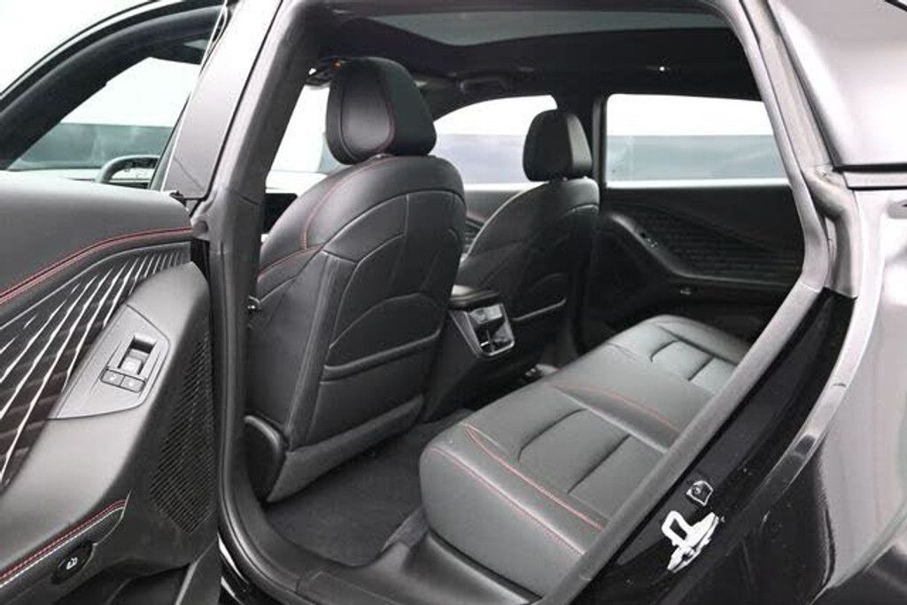 2026 DODGE Charger - photo 18