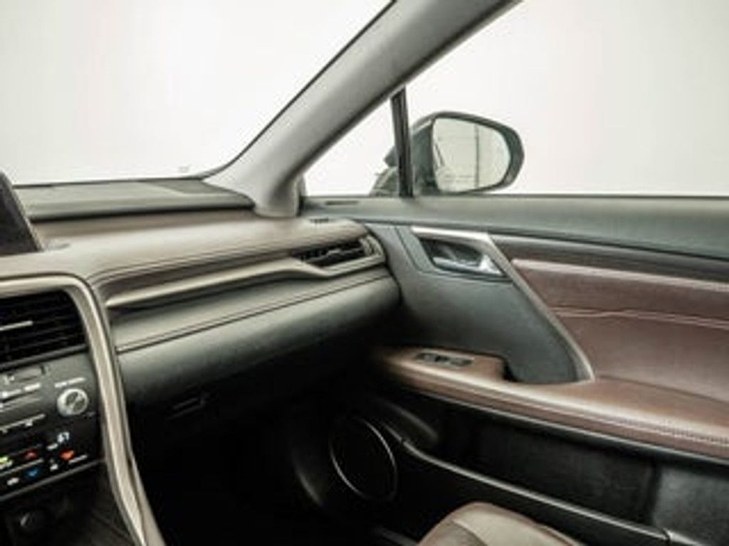 2015 LEXUS RX - photo 26