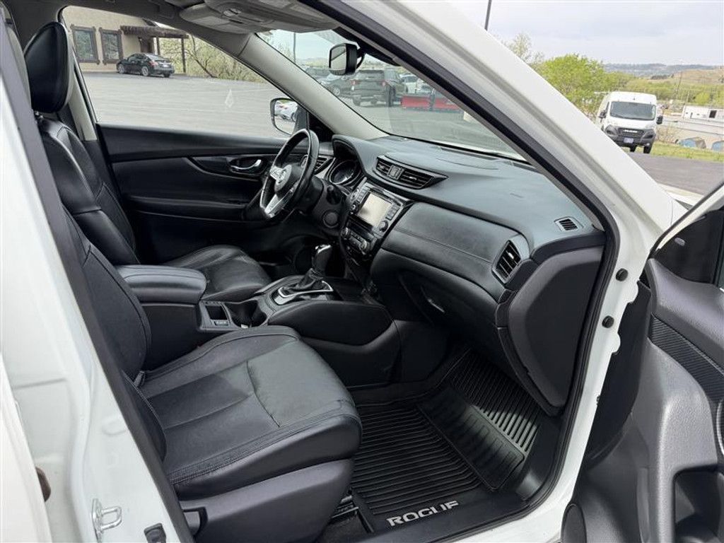 2017 NISSAN Rogue - photo 10