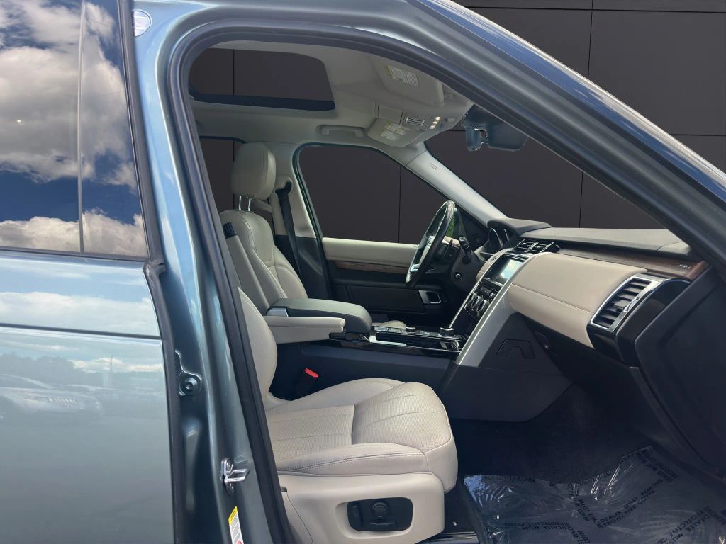 2017 LAND ROVER Discovery - photo 12