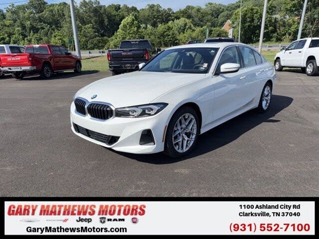 2025 BMW 330i - main photo