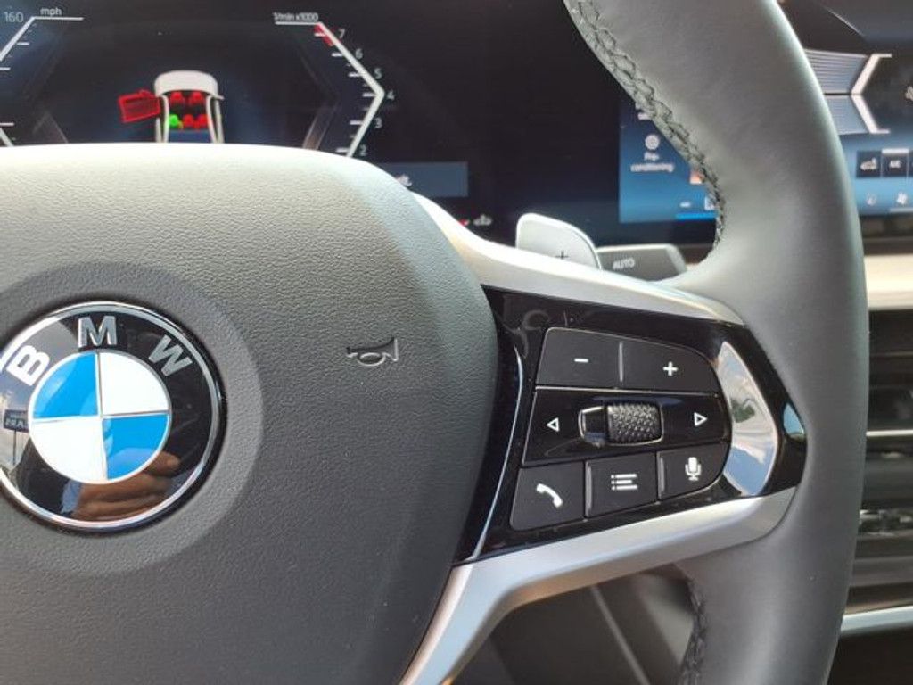 2025 BMW 330i - photo 19