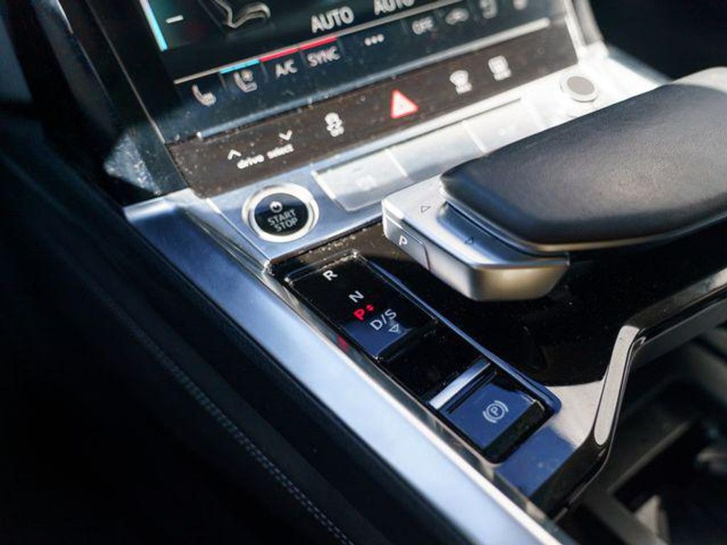 2024 AUDI Q8 - photo 27