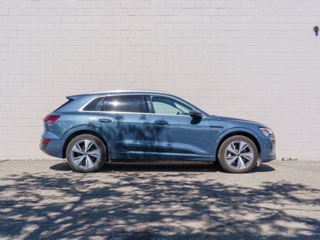 2024 AUDI Q8 - photo 8
