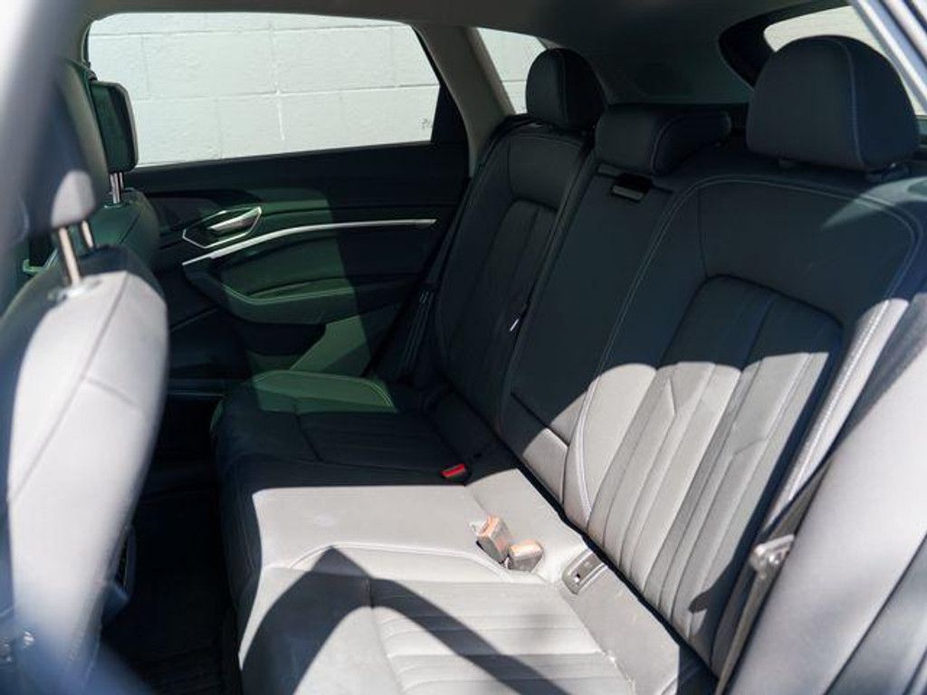 2024 AUDI Q8 - photo 18