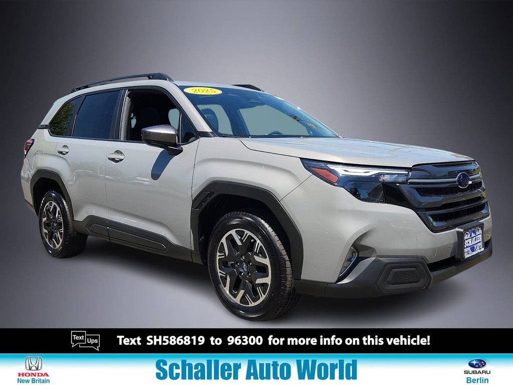 2025 Subaru Forester Premium Base