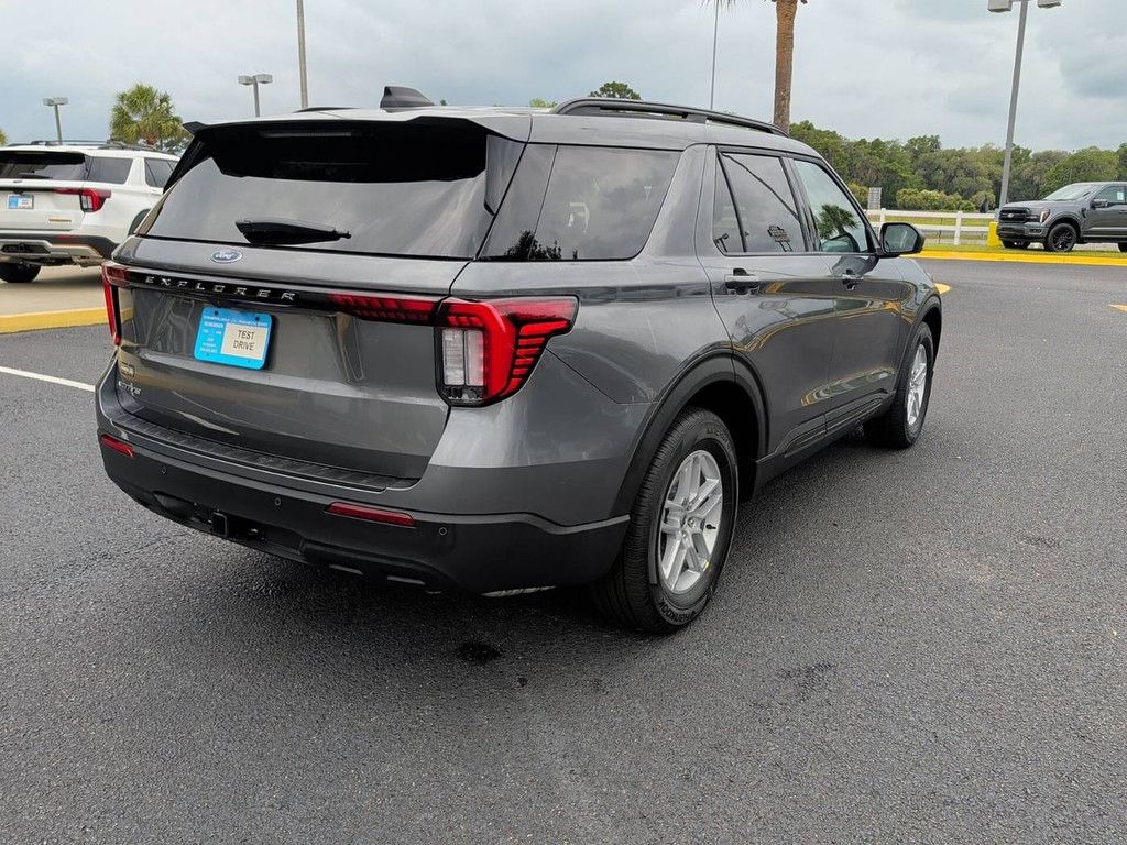 2026 FORD Explorer - photo 7