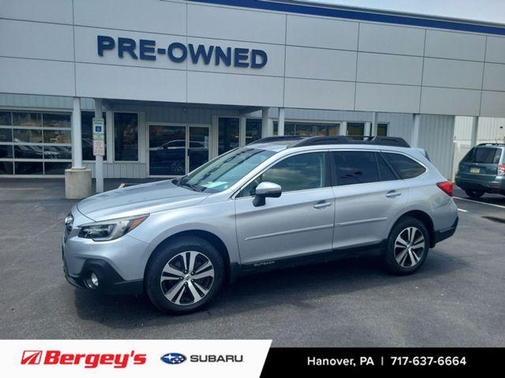 2018 Subaru Outback Limited M R