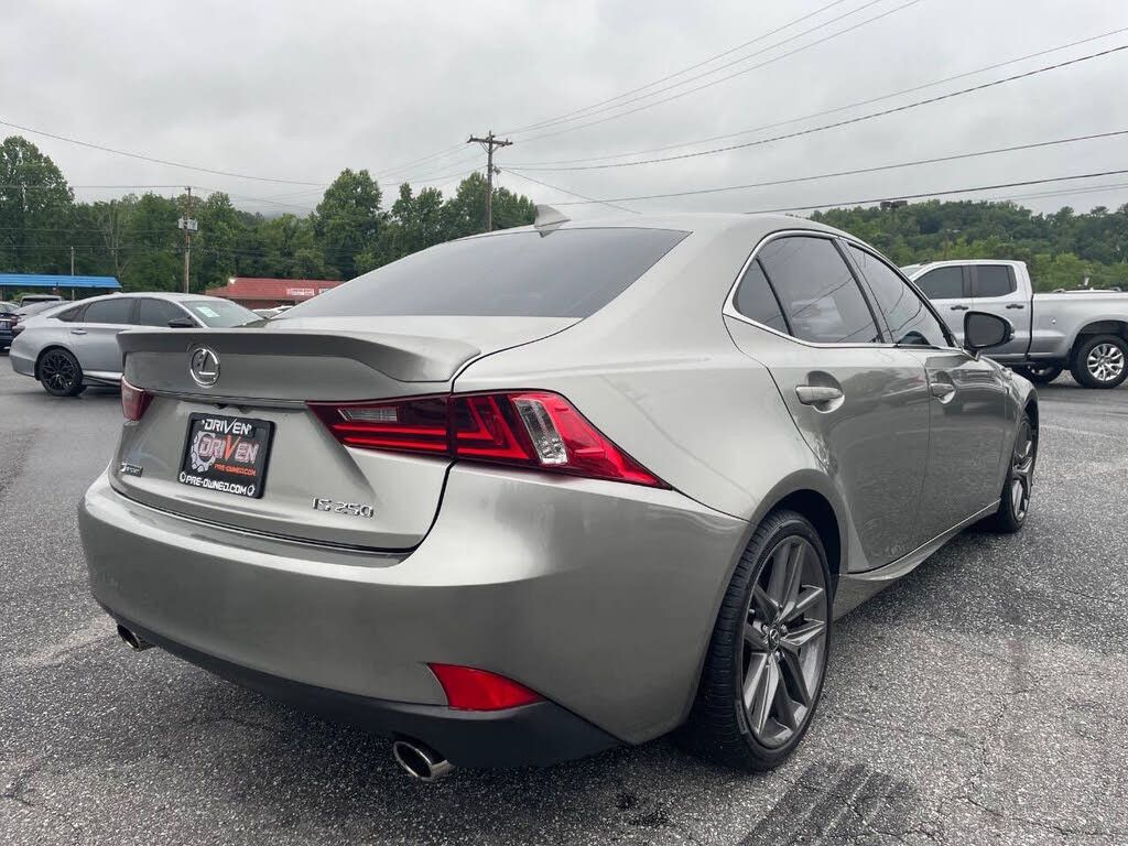 2015 LEXUS IS - photo 8