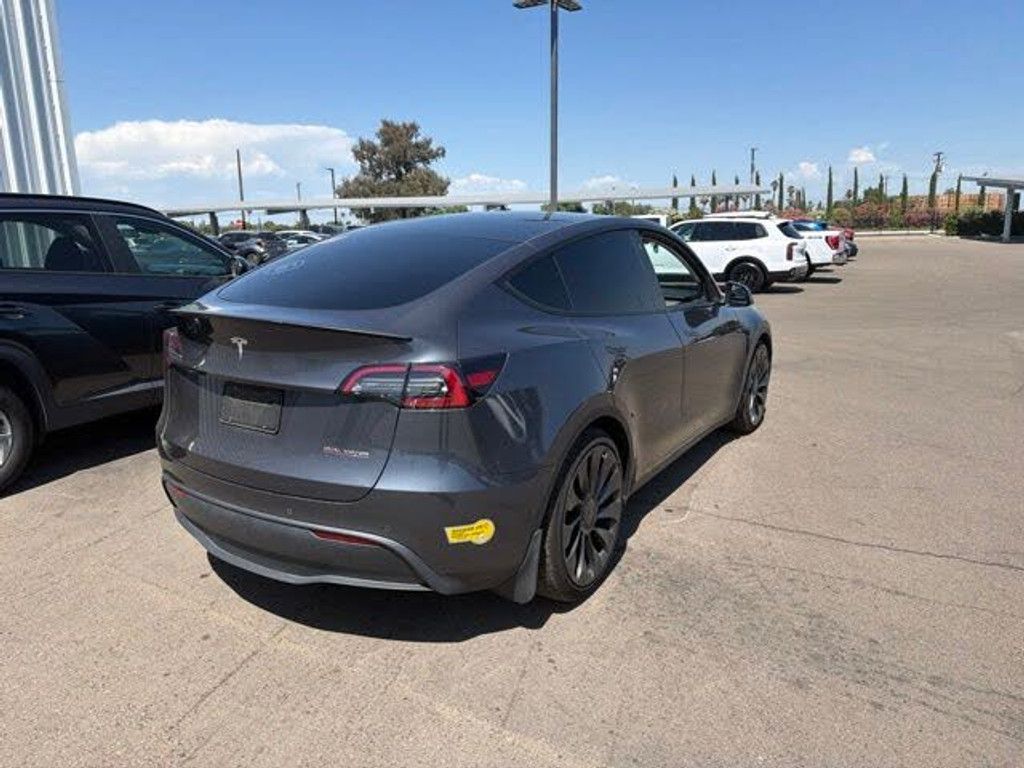 2022 TESLA Model Y - photo 8