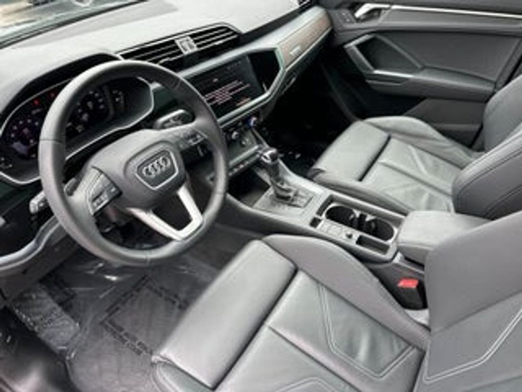 2026 AUDI Q3 - photo 9