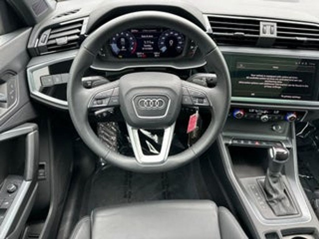 2026 AUDI Q3 - photo 12