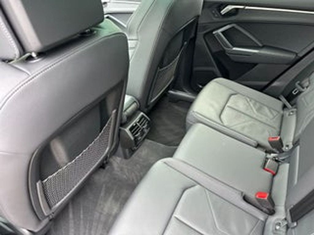 2026 AUDI Q3 - photo 3