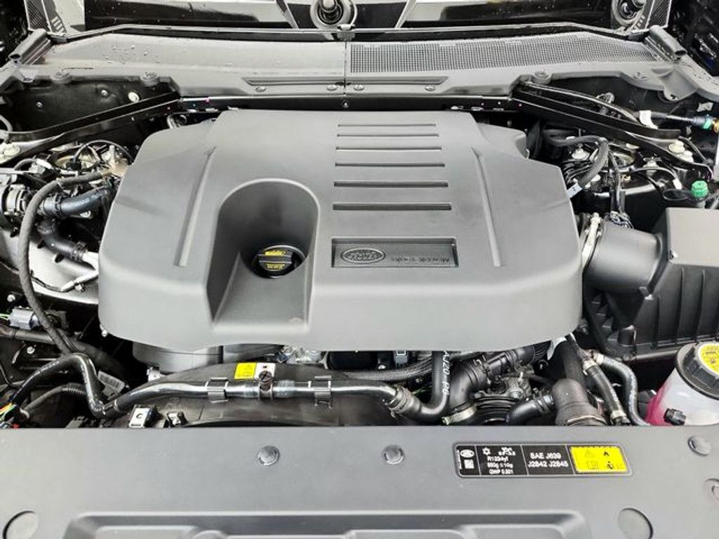 2026 Land Rover Defender 110 X Dynamic