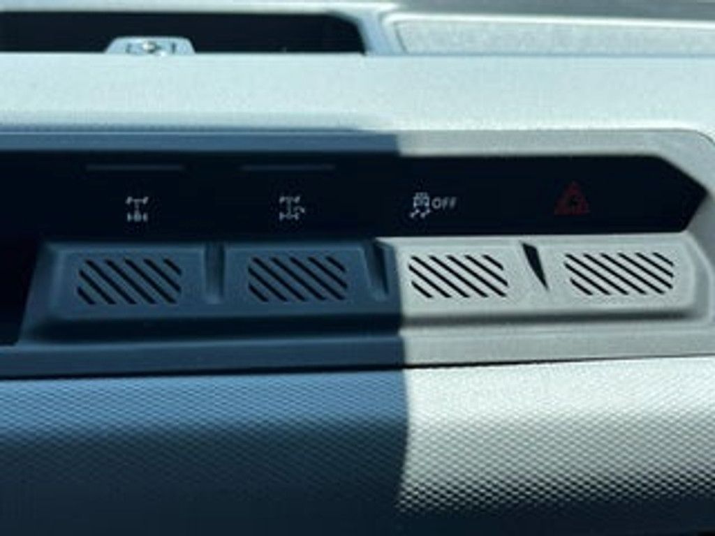 2026 GMC Acadia - photo 19