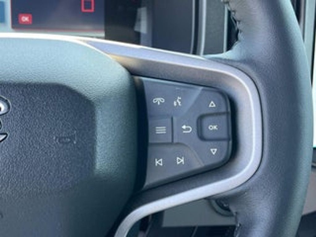 2026 GMC Acadia - photo 17